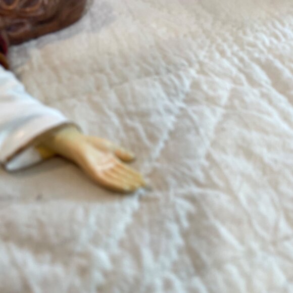 Large Hand-Painted Jesus Christ Wall Hanging Statue With Open Arms Design - Picture 10 of 12